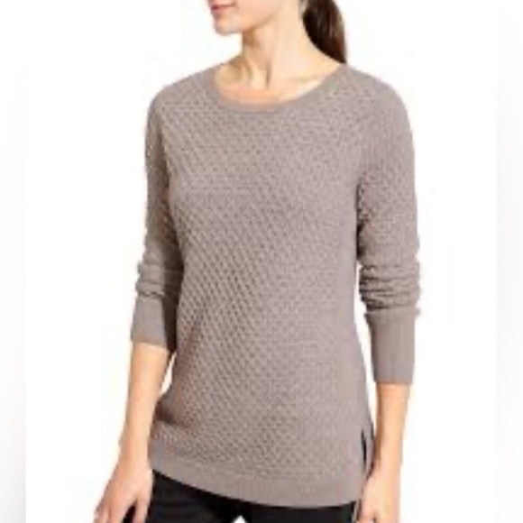 Athleta Sweaters - Athleta Thermal Honeycomb Merino Wool Blend Sweater sz M